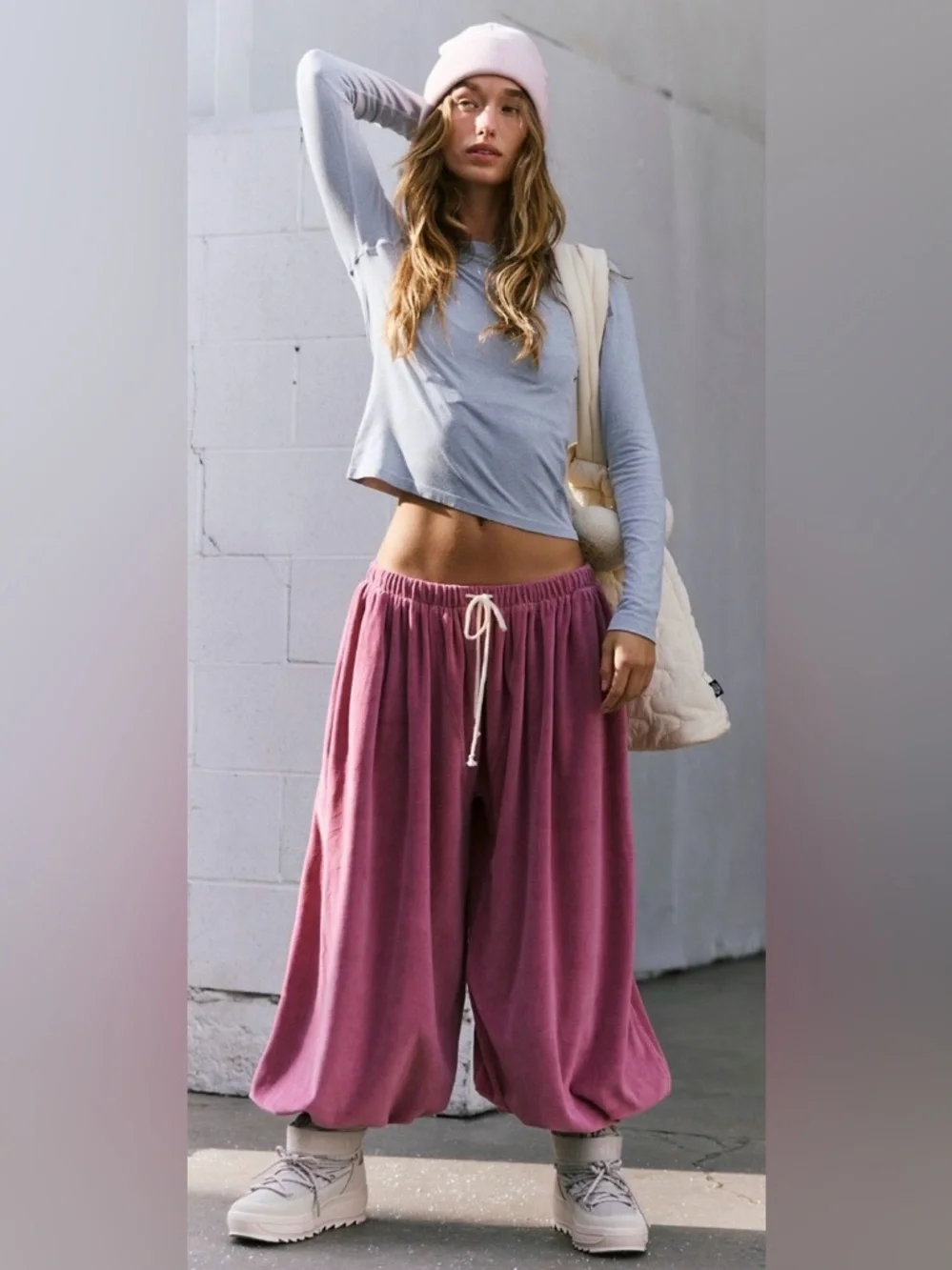 FP Movement Velour Pants. FP Movement Momentum pants in velour! Activewear gym - Picture 1 of 11
